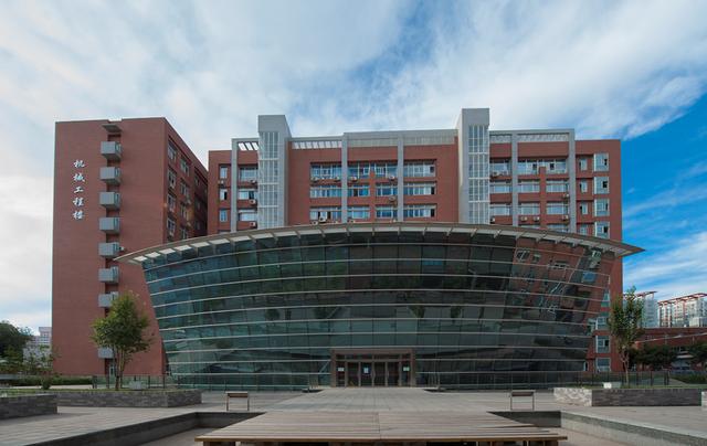 北京交通大学专业介绍_北京交通大学学院排名_北京交通大学学生