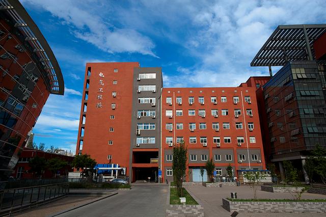 北京交通大学学院排名_北京交通大学专业介绍_北京交通大学学生