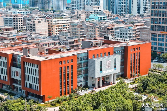 北京师范大学学费标准_北京师范大学学生_北京师范大学住宿费情况