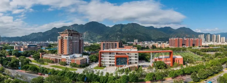 福建师范大学传播学院是几本_福建师范大学双一流建设高校_福建师范大学百年名校