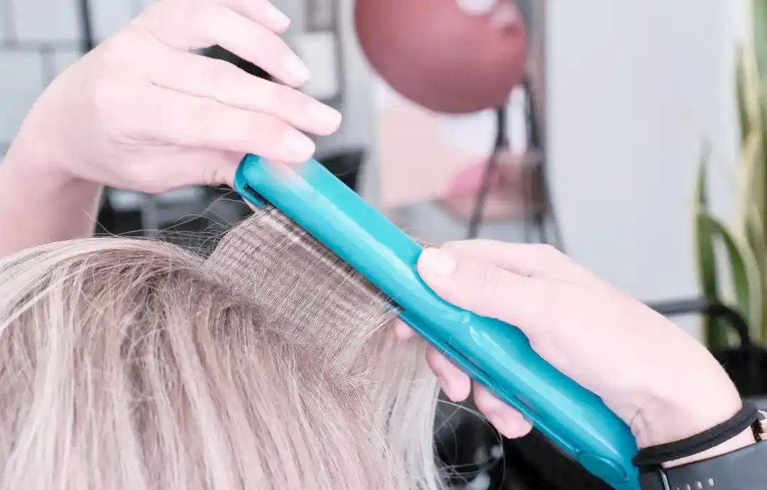 卷发棒使用技巧_卷发棒好用还是夹板好_圆柱型卷发棒选择