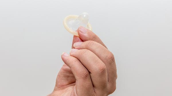 宫内节育器种类及使用_避孕贴跟避孕药_口服避孕药副作用