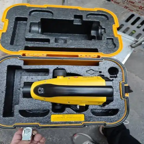 大路灯怎么安装_太阳能路灯组装流程_太阳能路灯基础施工要点