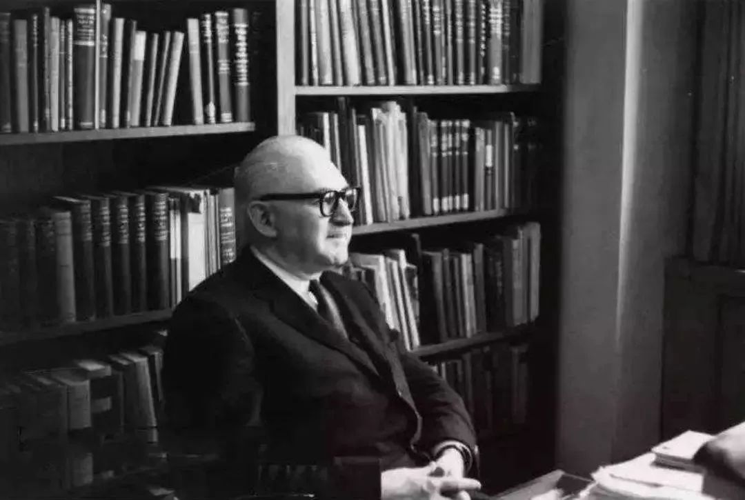 传播学四大奠基人研究_拉斯韦尔对传播学的贡献_传播学先驱与奠基人争议