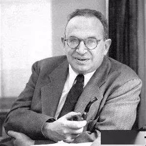 传播学四大奠基人研究_传播学先驱与奠基人争议_拉斯韦尔对传播学的贡献