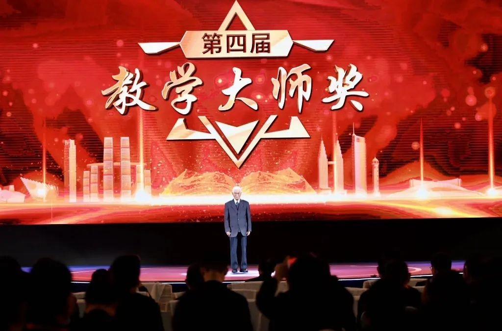 北京师范大学师资力量_北京师范大学教师团队介绍_北京师范大学校友