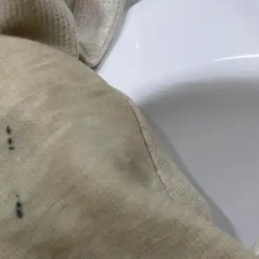 白板笔弄衣服上怎么洗_白板笔污渍去除技巧_白板笔墨衣服清洗方法