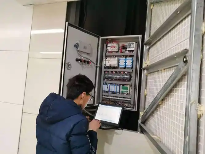 舞台灯光安装步骤_舞台灯控台安装_设备运输与安装流程