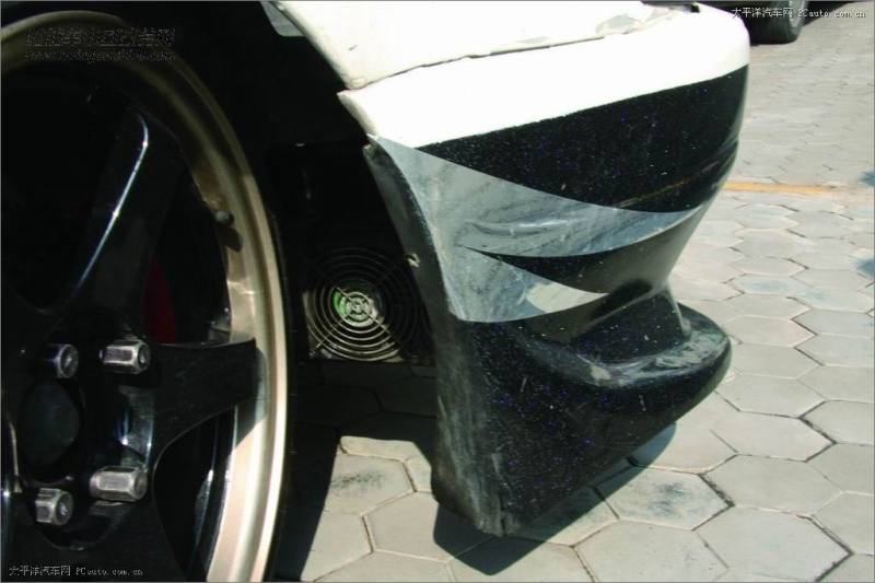 防撞桶里面装什么_防撞桶安装方法_防撞桶布置