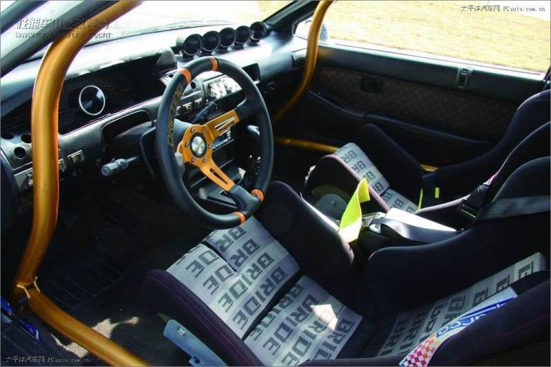 防撞桶里面装什么_防撞桶布置_防撞桶安装方法