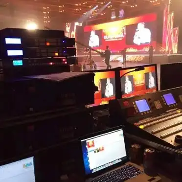 舞台灯光控制台程序控制_舞台灯光控制台功能揭秘_舞台灯控台组合