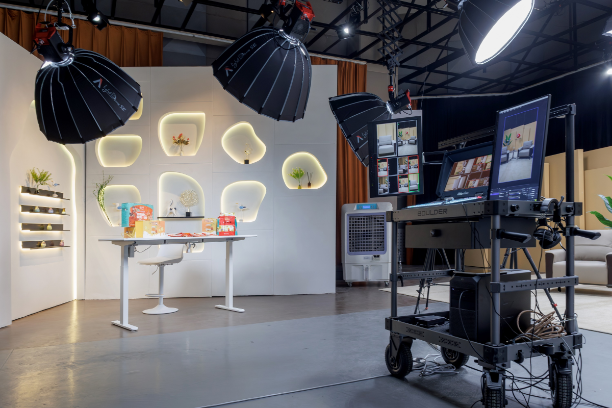 媒体深度融合 佳直播 新媒体直播解决方案_讯道直播机