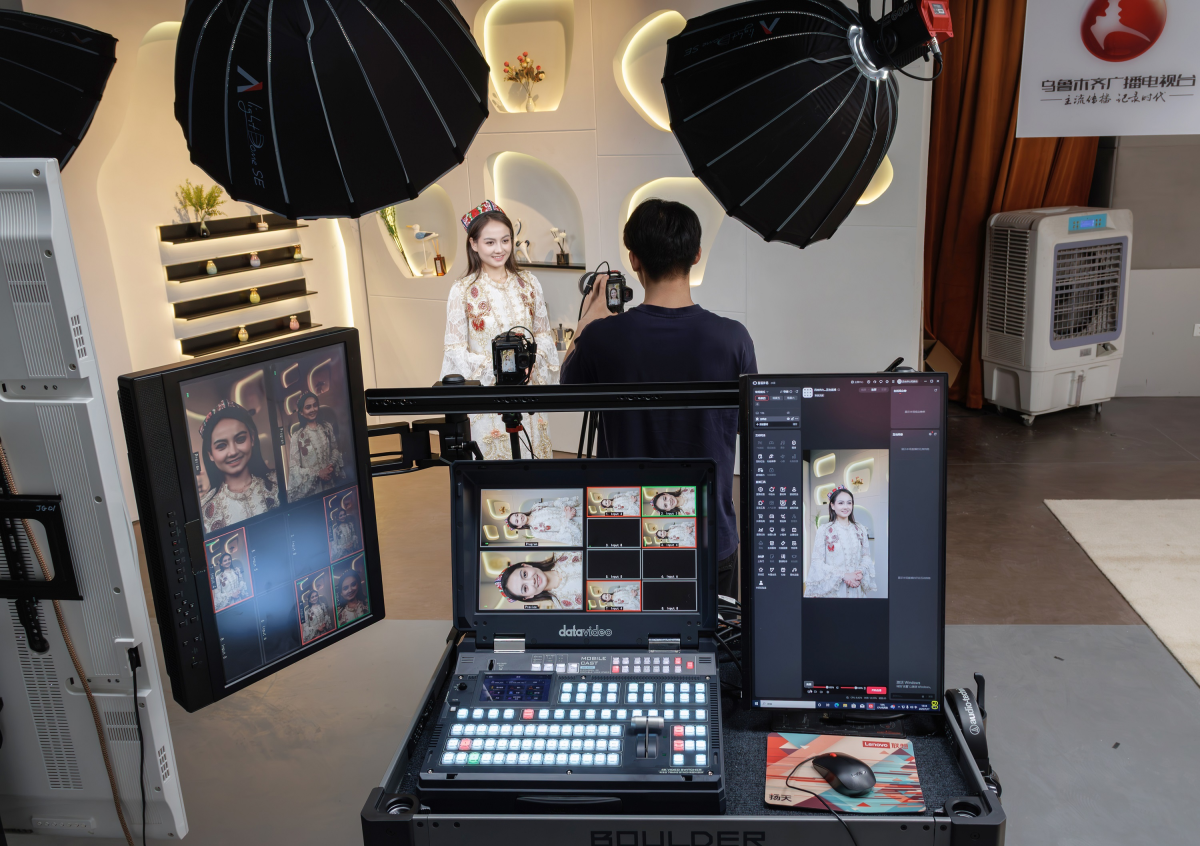 媒体深度融合 佳直播 新媒体直播解决方案_讯道直播机