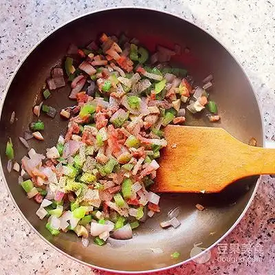 营养美味早餐做法_早餐鸡蛋杯食谱_早餐机鸡蛋杯食谱