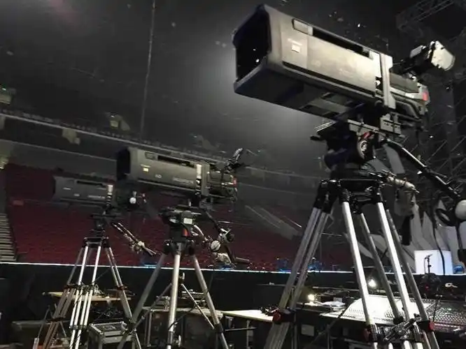 讯道摄影机_讯道摄像机优势_讯道摄像机复合光缆传输技术