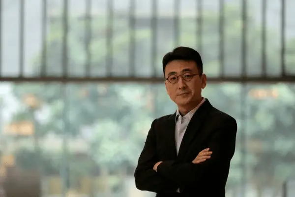 武汉大学新闻与传播学院师资力量_新闻传播学对女生要求_武汉大学新闻与传播学院介绍