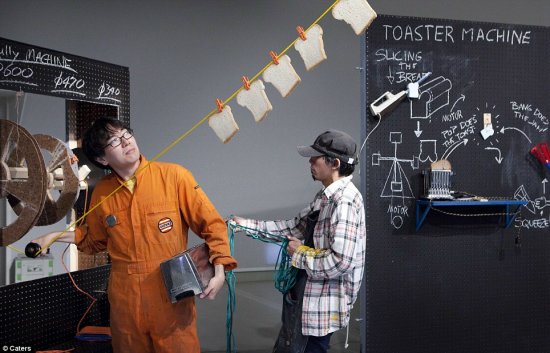 自动煎蛋早餐机_日本设计师早餐机_早餐机设计