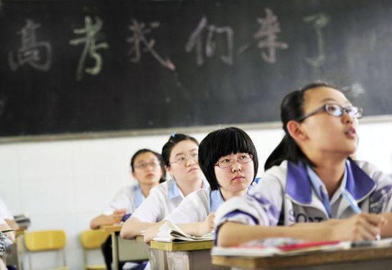 少女痛经预防_避孕贴 血块_青春期月经保健