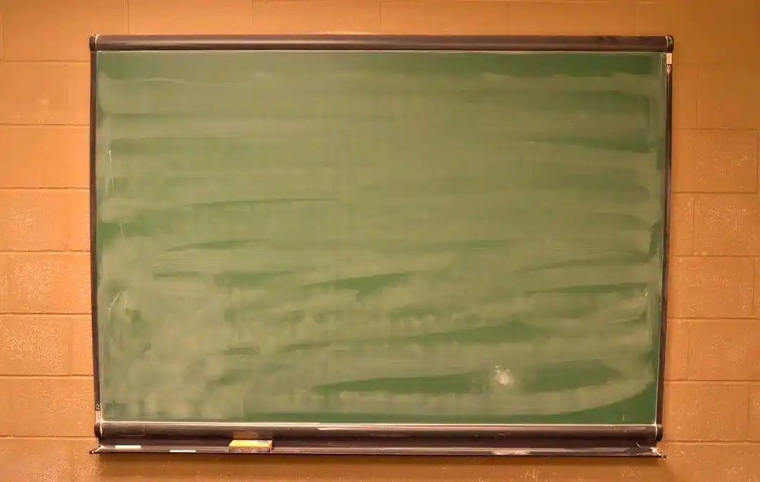 油性记号笔白板清洁方法_清除白板油性记号笔痕迹_白板笔擦不掉