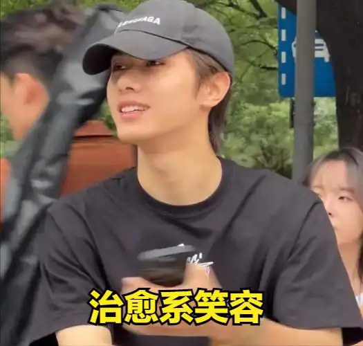 北京电影学院新生颜值高_北京电影学院学生_北京电影学院开学季