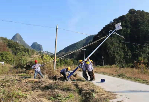太阳能路灯安装_乡村振兴_高田镇_大路灯安装