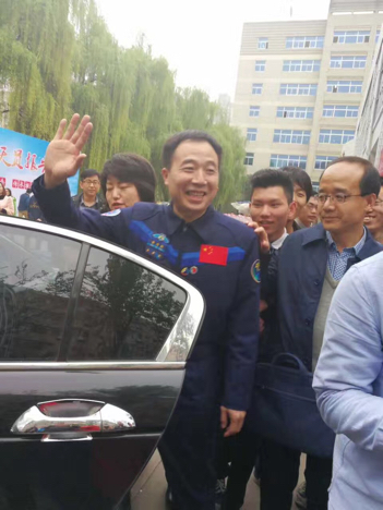 西安交通大学校友_西安交通大学杰出校友介绍_西安交通大学历史沿革