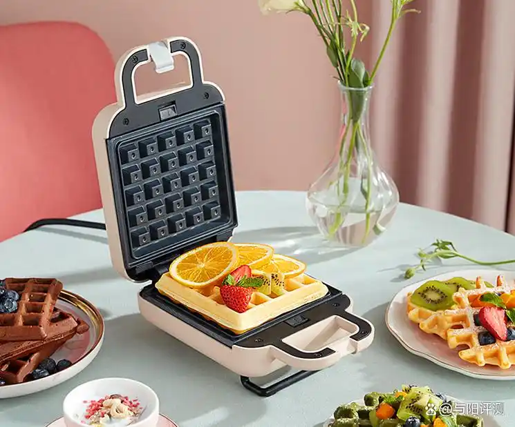 九阳三明治早餐机SK06K-GS130 利仁C-2 美的R03型号对比_三明治机早餐机_三明治早餐机品牌推荐 九阳利仁美的性价比高的型号