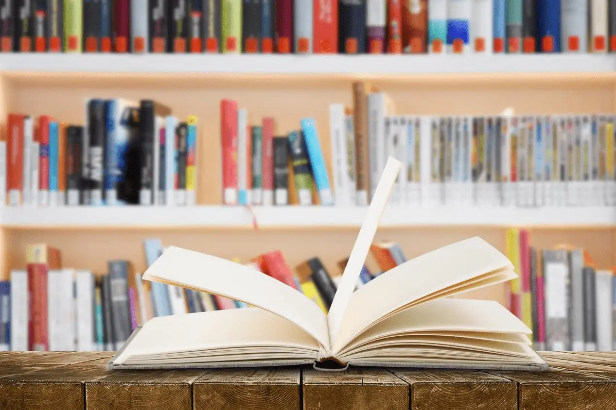 中国语言文学类专业推荐_大学不用学数学的专业_华中科技大学 新闻传播学