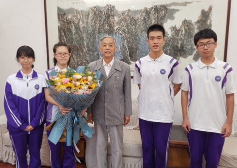 西安交通大学学生_西安交通大学少年班预科体验_少年班学生课程学习感受