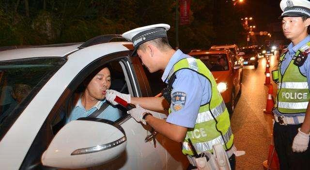 防撞桶作用_新型耐磨防撞桶_旋转防撞桶缓冲设计