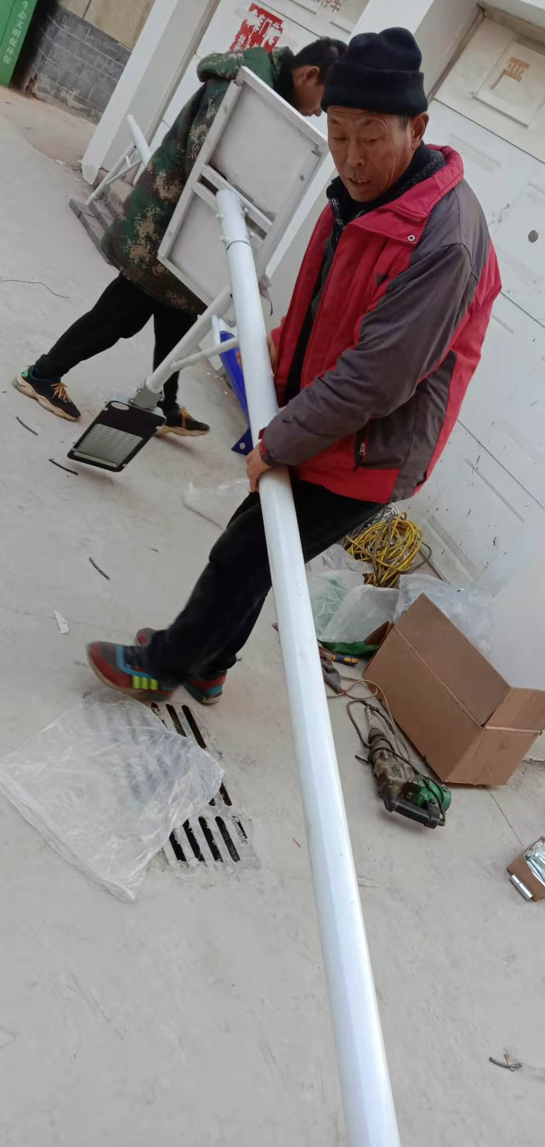 大路灯如何安装_太阳能路灯安装步骤_太阳能路灯接线图解