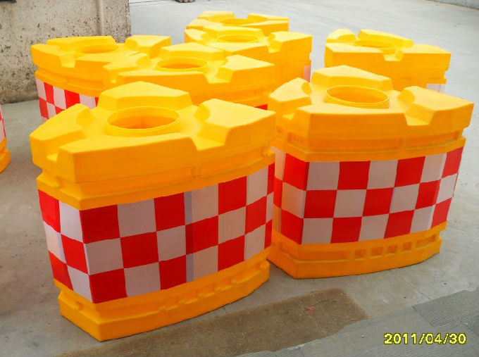 组合式防撞墩_防撞桶设置_船形防撞桶