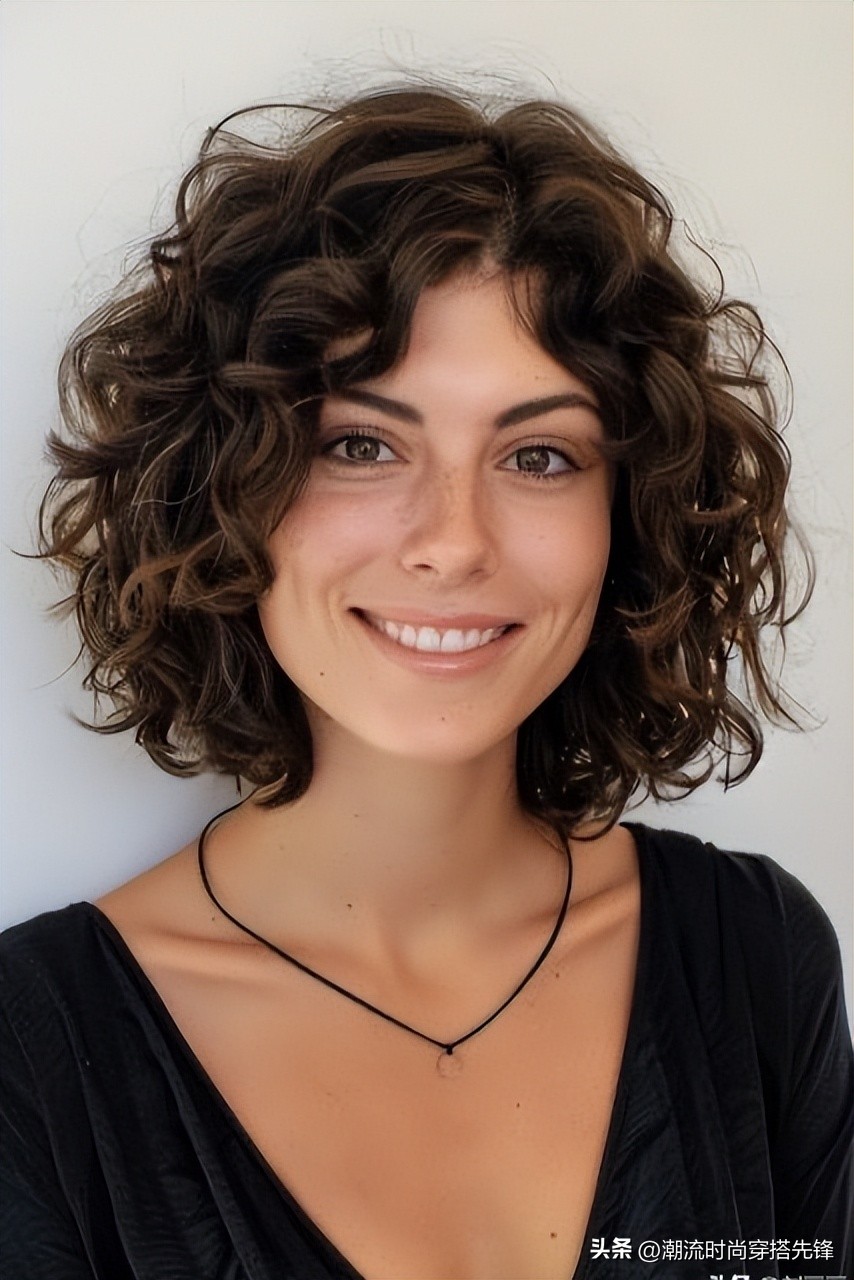 空气刘海卷发棒直径_短款卷发_颜值加速器