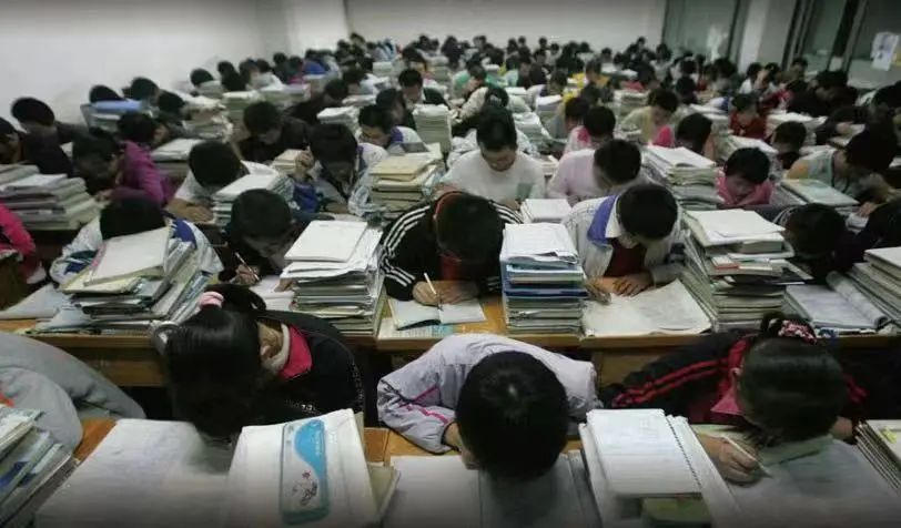 新闻传播学就业_高报师行业乱象_高考志愿填报