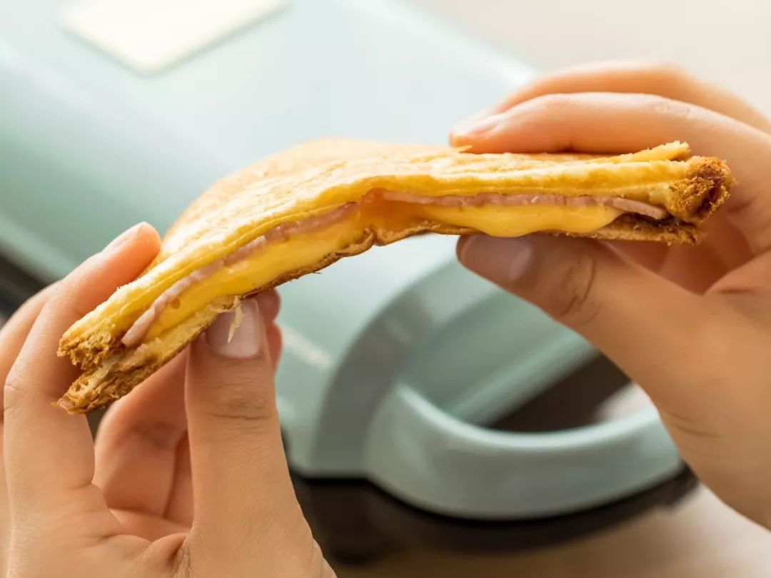 三明治机美味早餐_懒人早餐三明治机_Toffy三明治机