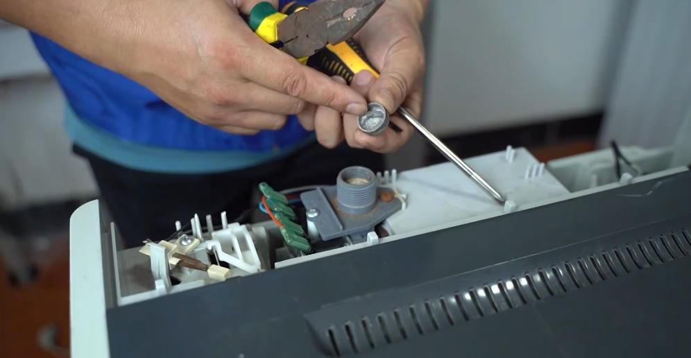 创业公司失败_初中辍学打工经历_26岁创业失败三次赔30万