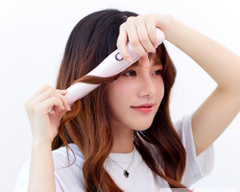 卷发棒温度_卷发棒多少度合适_卷发棒温度设置