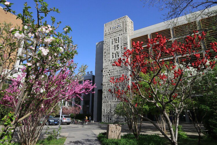 北京外国语大学校友_北京外国语大学专业设置_北京外国语大学招生政策