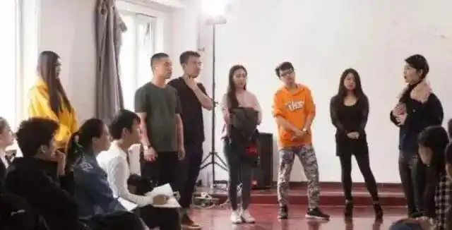 北京电影学院开学季_北京电影学院学生_新生报到体验