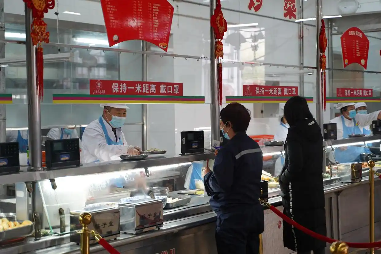 北京交通大学留校师生就地过年_北京交通大学学生_北京交通大学寒假校园生活