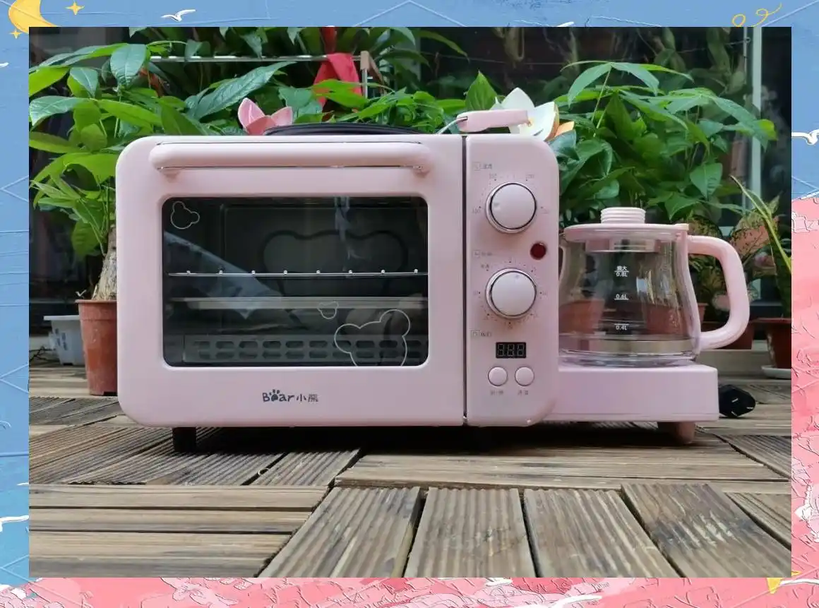 小熊多功能早餐机_小熊早餐机 外观设计 时尚烤箱早餐机