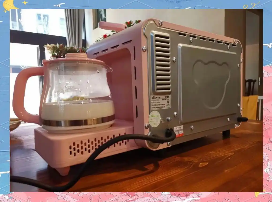 小熊多功能早餐机_小熊早餐机 外观设计 时尚烤箱早餐机