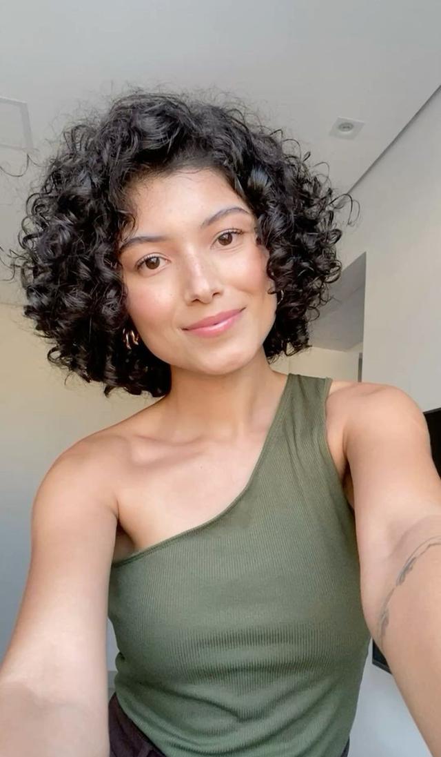 短发烫卷_省时省力短发攻略_短发卷发棒教程 韩版