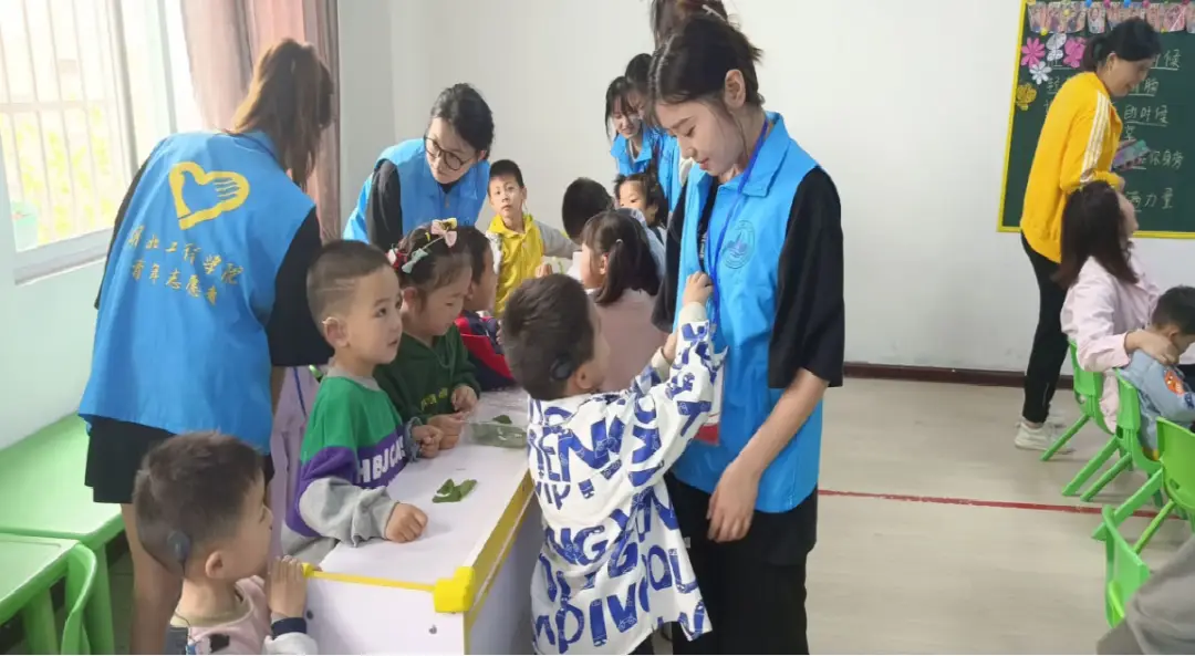 湖北工程学院文学与新闻传播学院_新闻传播学院本科教学质量报告_湖北工程学院文学院专业特色