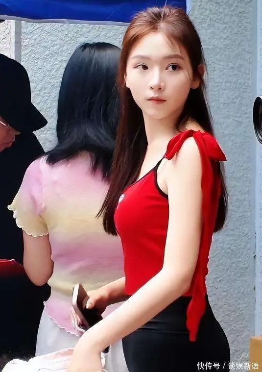 中央戏剧学院新生选拔标准变化_北京电影学院新生颜值下降_北京电影学院学生