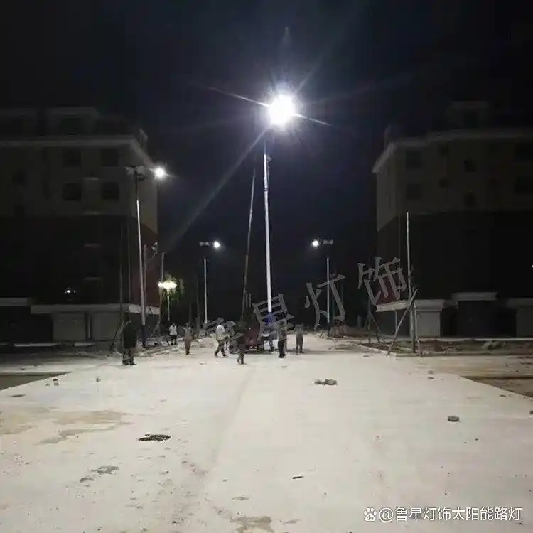 太阳能路灯基坑浇筑_大路灯安装_道路太阳能路灯安装步骤