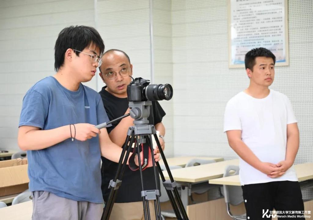 新闻传播学类教学质量国家标准_新闻与传播学院课程_新闻传播学院本科教学质量报告
