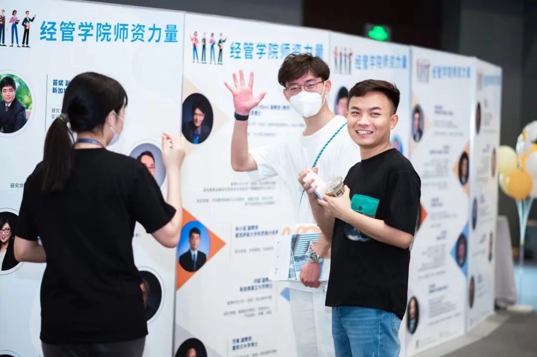 港中大深圳国际新生迎新活动_香港中文大学深圳新生报到_港中大深圳