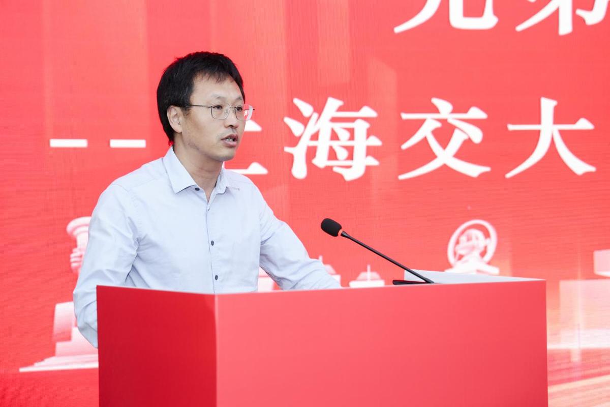 西安交通大学学生_西安交通大学体育工作委员会_体育学院