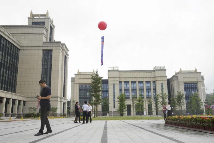深圳北理莫斯科大学_深圳北理莫斯科大学永久校区_深圳北理莫斯科大学校园开放日